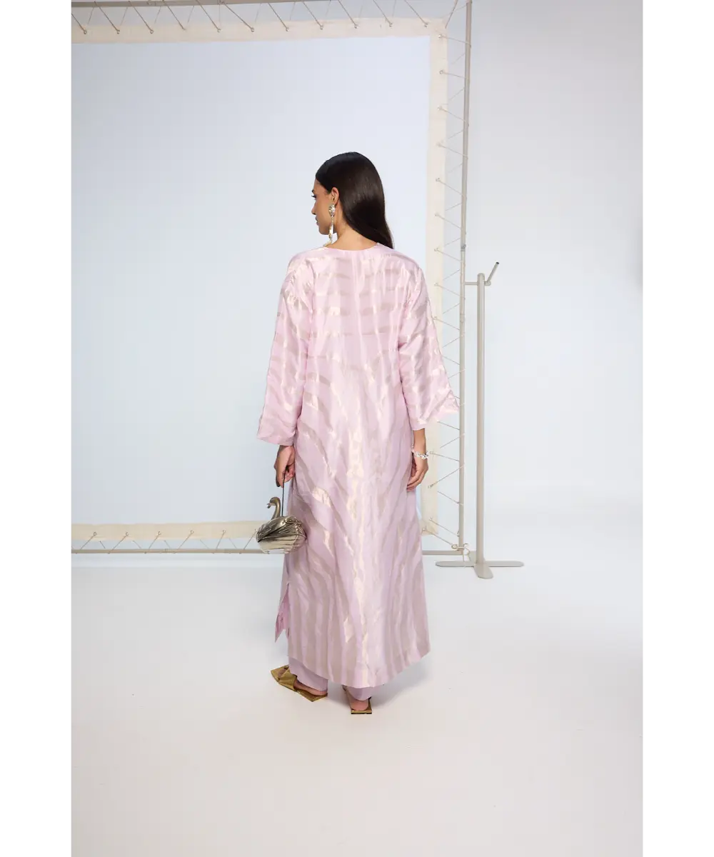 EKAYA BANARAS - Handwoven Lavender Silk Kurta Set